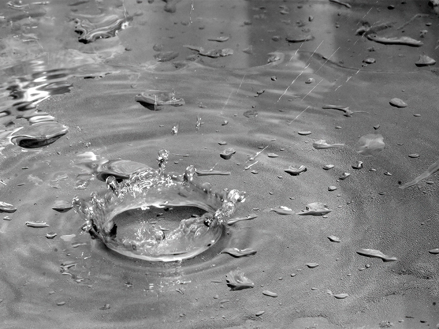 Produire de l’hydrogène avec de l’eau : une solution vraiment écologique ?